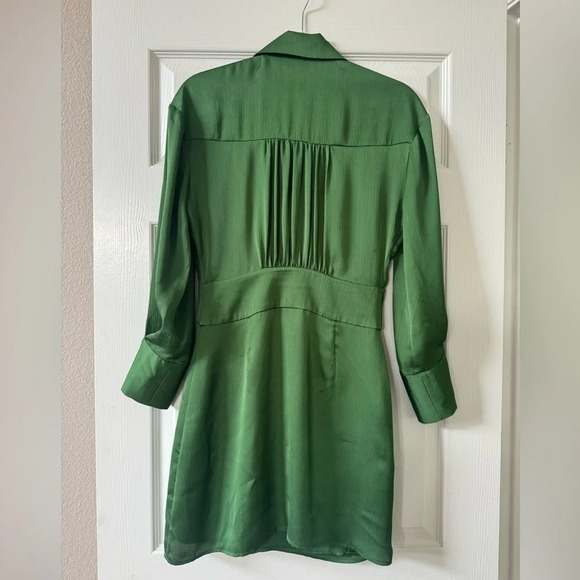 ba&sh
Falla Faux Wrap Mini Dress
Size 1 (ba&sh sizing) small - Picture 8 of 13